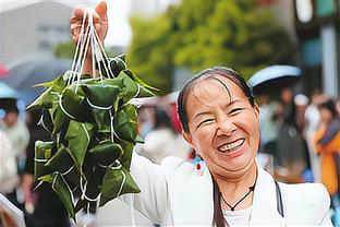 布伦森：文班亚马将成为这项运动中最伟大的球员之一！